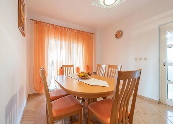Buskulic Anamarija 1 By Interhome Vir