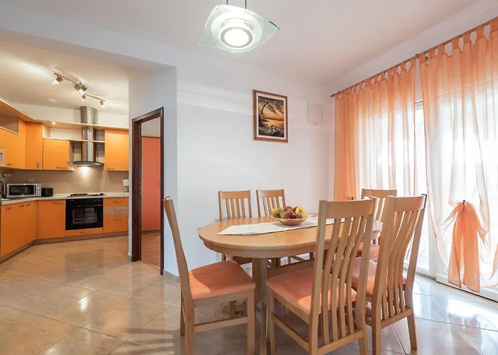 Buskulic Anamarija 1 By Interhome
