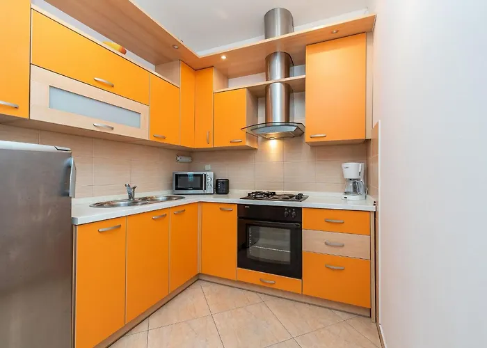 Buskulic Anamarija 1 By Interhome Vir