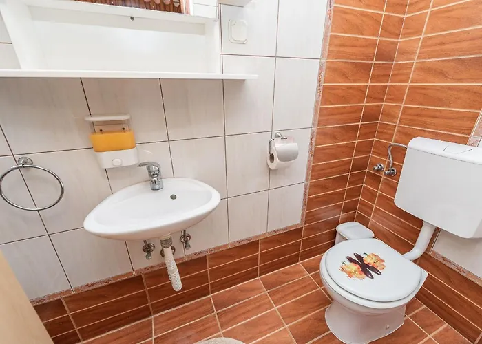 Buskulic Anamarija 1 By Interhome Apartament Vir